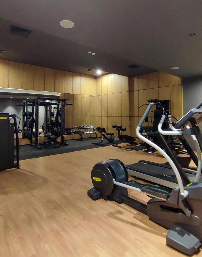 Ensana Aquahouse Hotel Saints Constantine and Helena Exterior photo A gym in a hotel