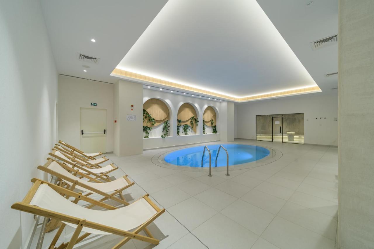 Ensana Aquahouse Hotel Saints Constantine and Helena Exterior photo The spa at the hotel